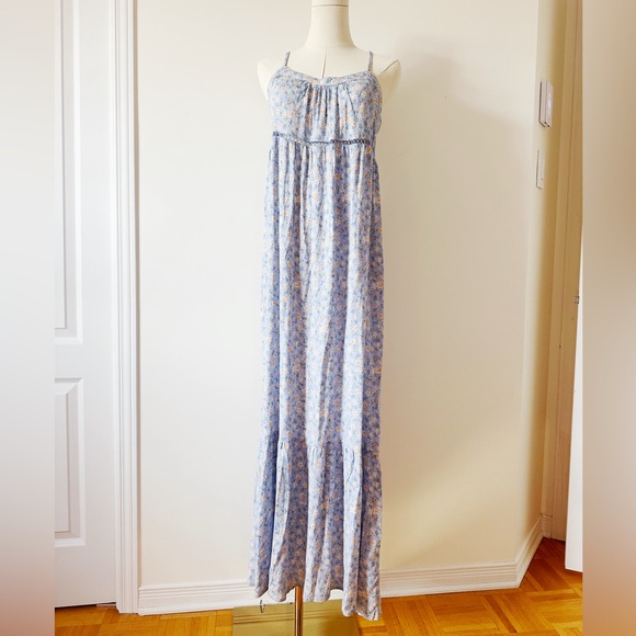 ⛱️ 2/20$ Wild Skye - womens baby blue summer floral maxi dress size small - Picture 1 of 9